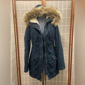 * Hollister Navy Blue Canvas Sherpa Lined Faux Fur Trim Hood Jacket Parka Coat M